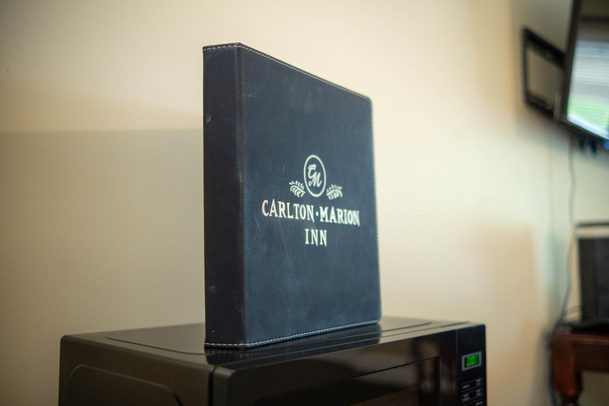 Carlton Marion Inn Yellville Room photo